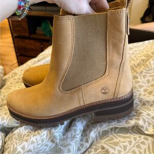 Timberland Tan Chelsea Lug Ankle Boots
